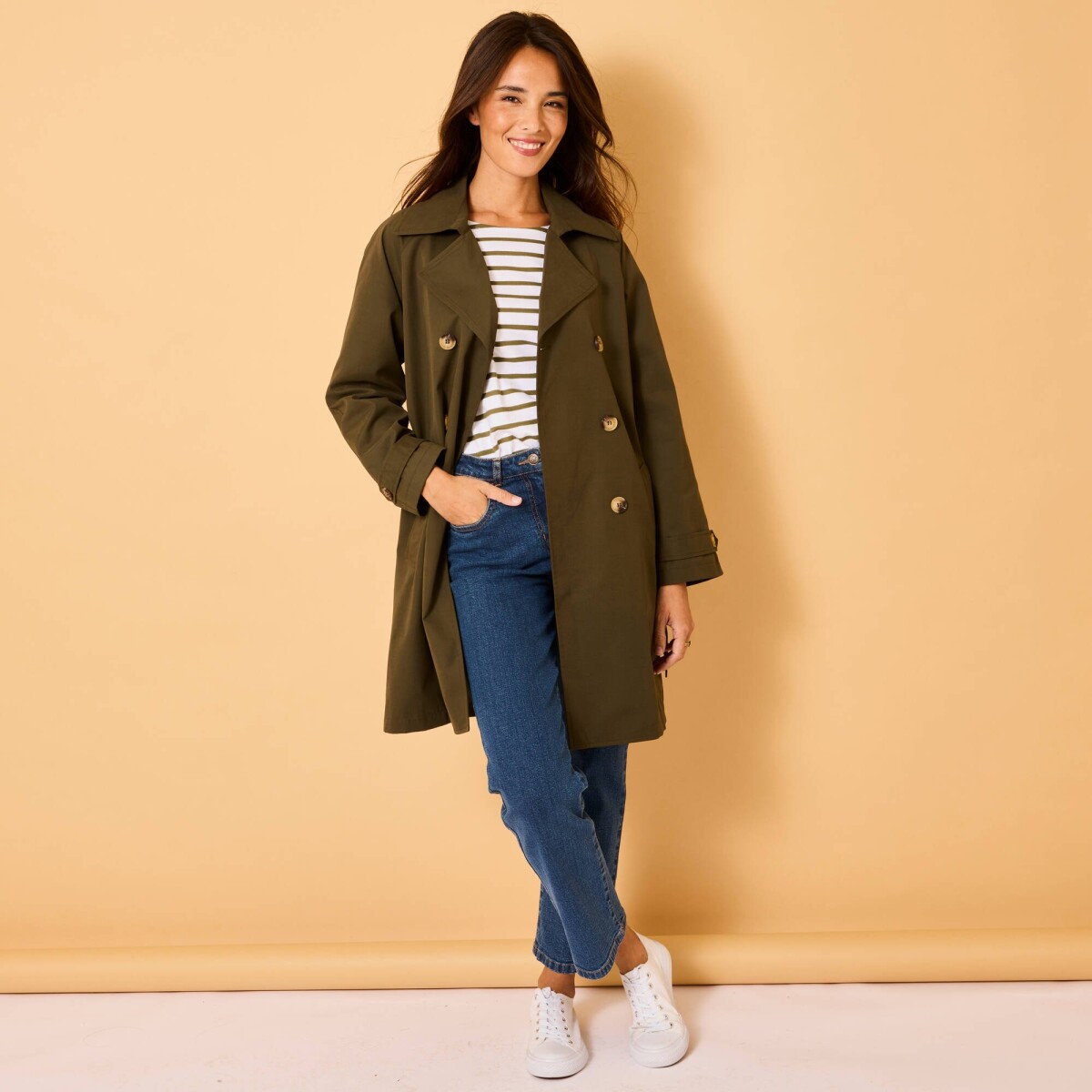 Nepremokavý trenčkot s odnímateľným opaskom