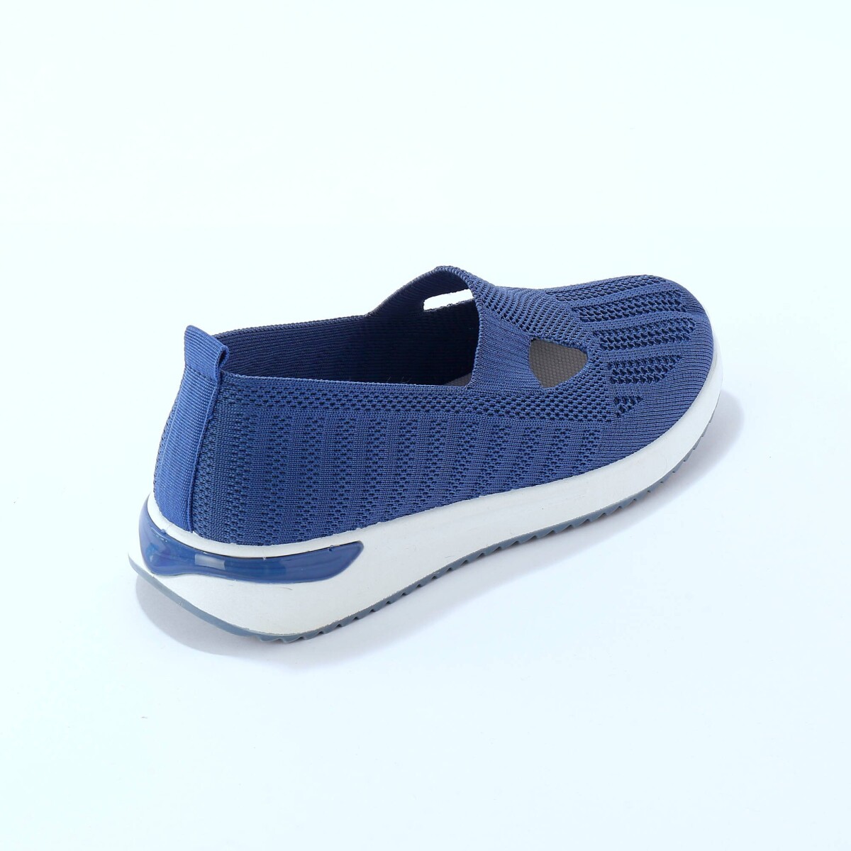 Slip-on tenisky