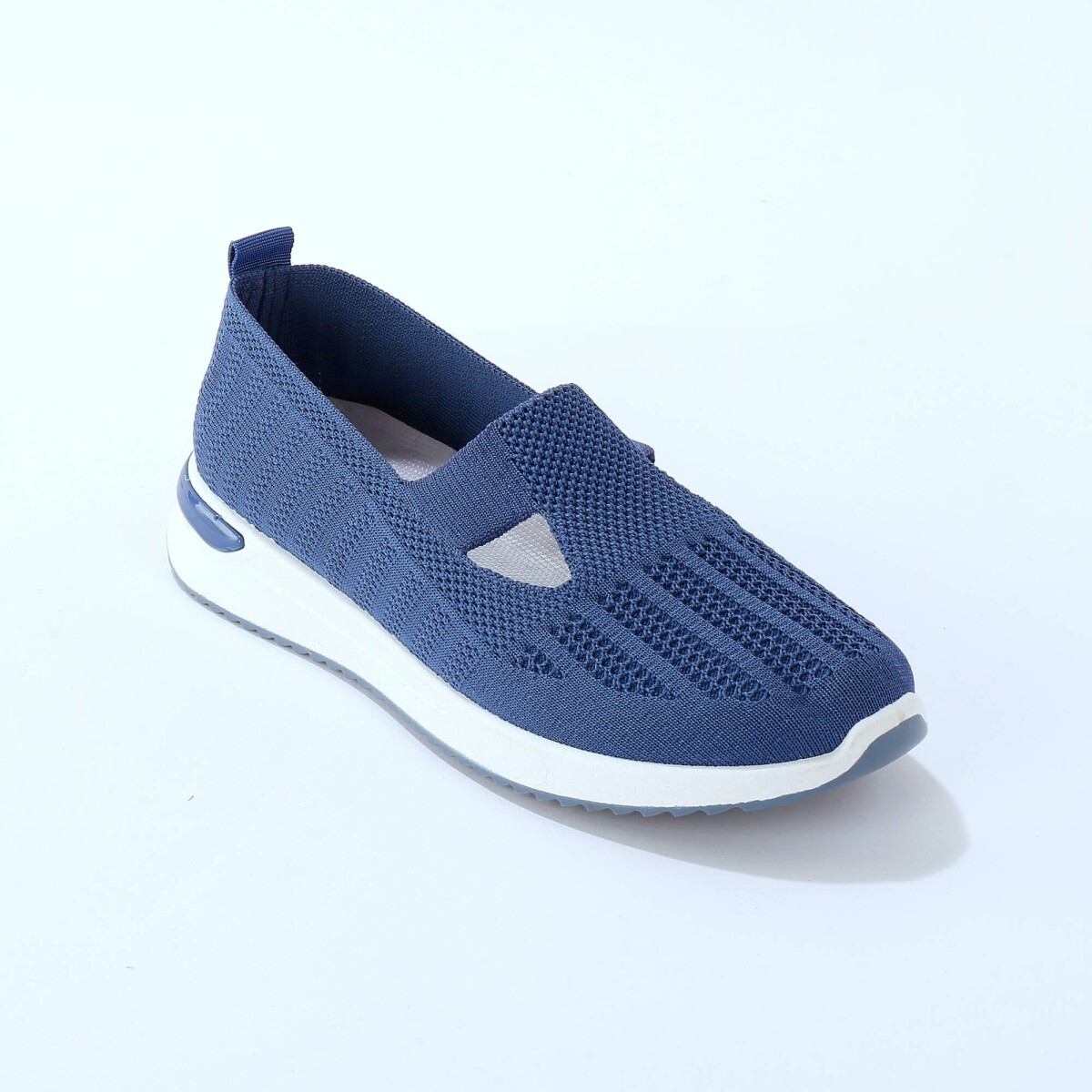 Slip-on tenisky