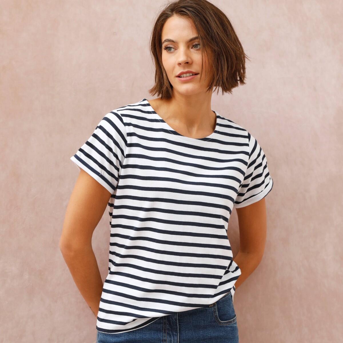 Džersejové prúžkované tričko s okrúhlym výstrihom