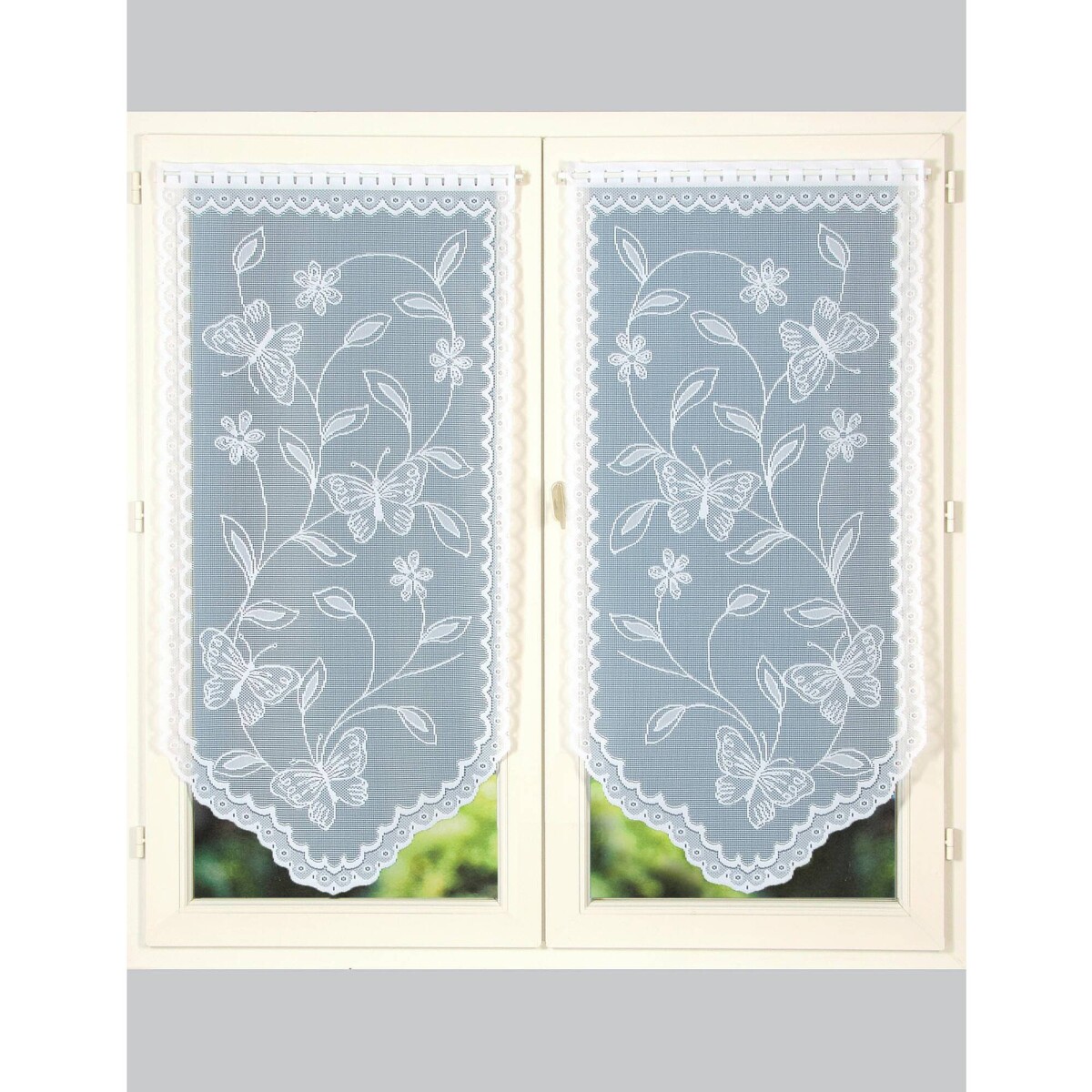 1 pár čipkových záclon do špičky, s kvetinovým motívom