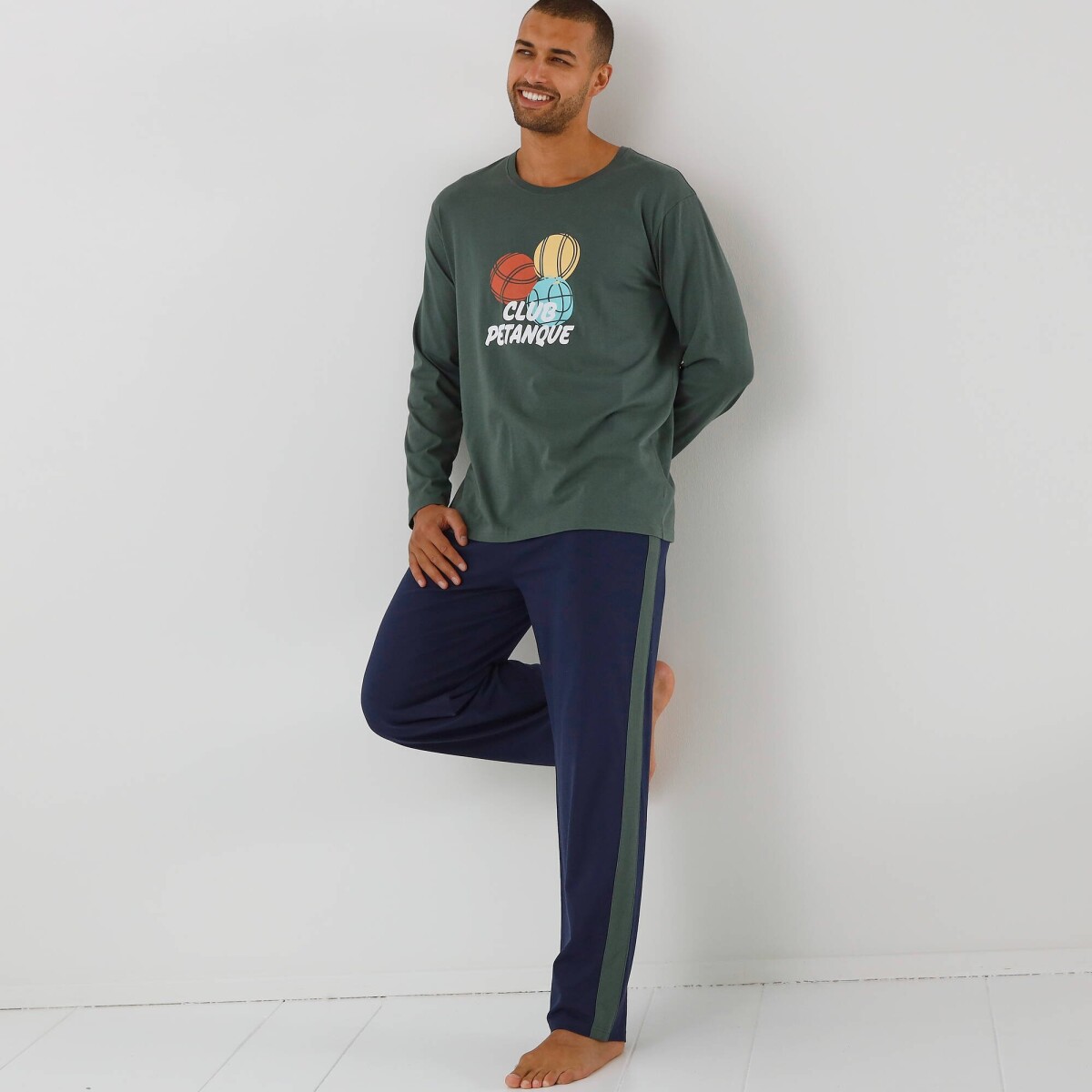 Pyžamo s nohavicami a potlačou pétanque