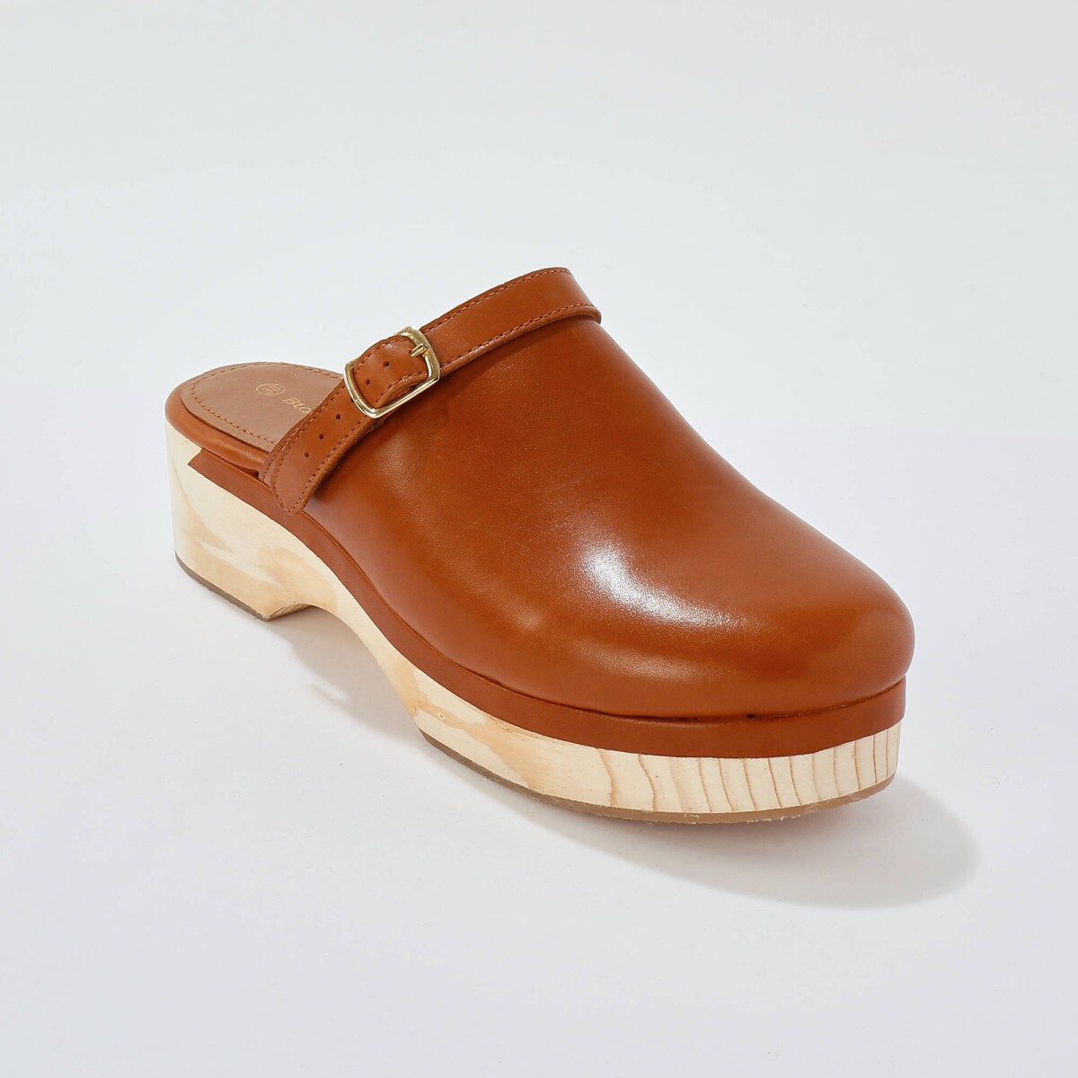 Kožené dreváky na platforme