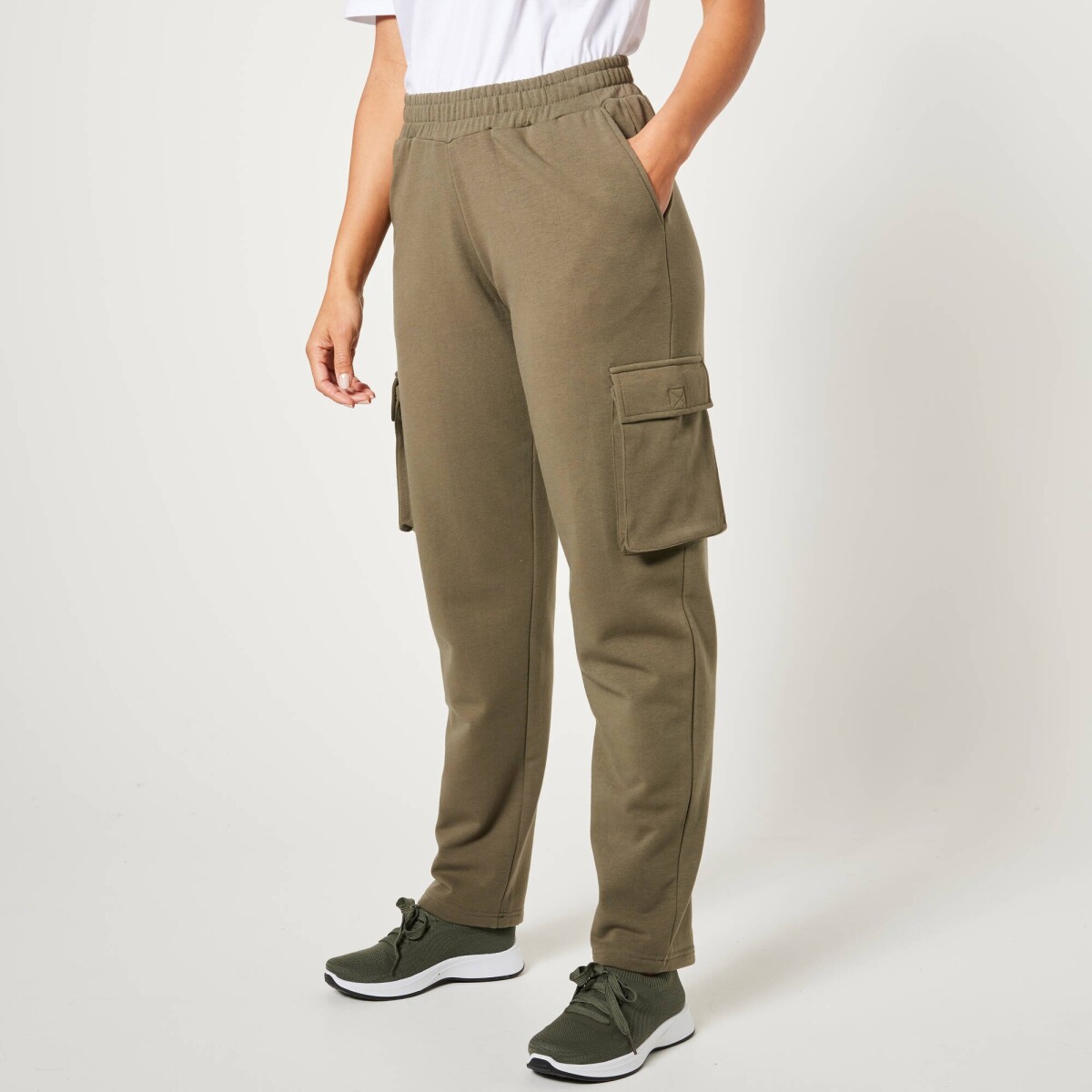 Moltonové jogging nohavice s
		vreckami