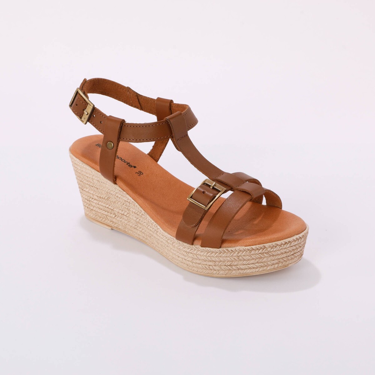 Kožené sandále na klinovom podpätku