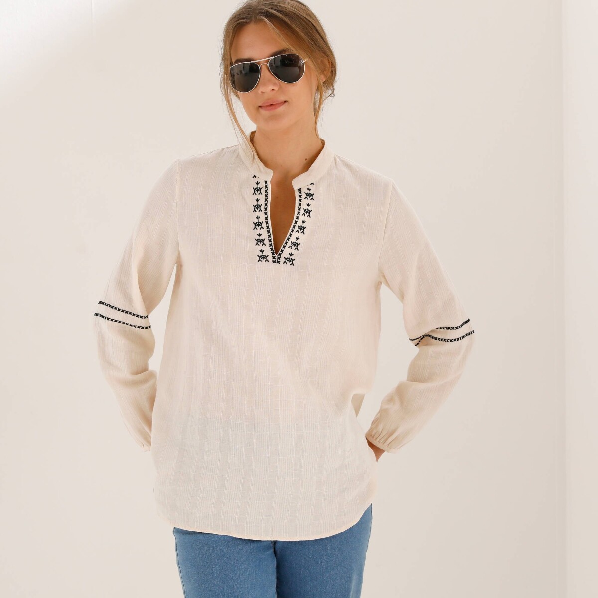 Bavlnená tunika s textúrou a výšivkou