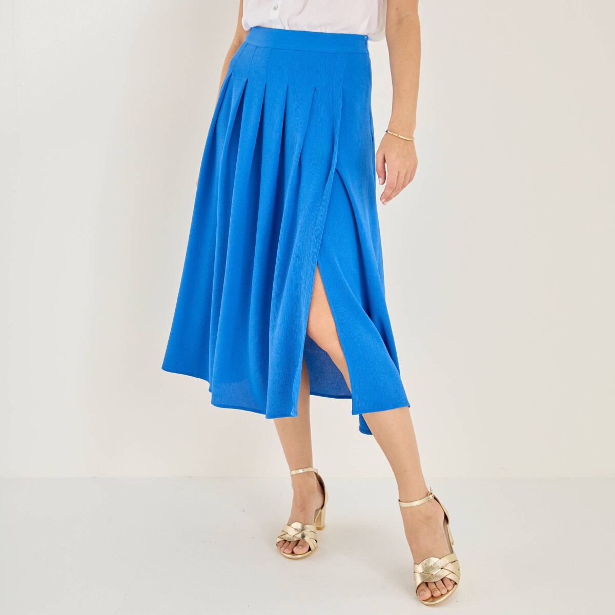 Midi sukňa so skladmi a rozparkom