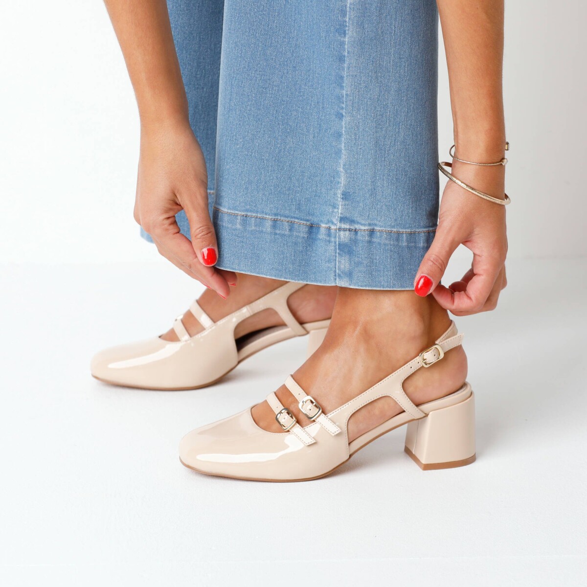 Slingback poltopánky