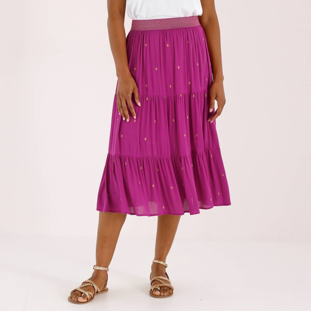 Midi volánová sukňa so zlatistou potlačou