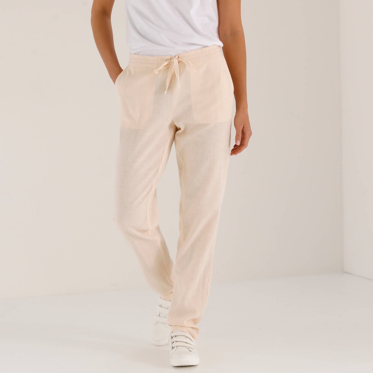 Zúžené nohavice s pružným pásom, z bavlny a ľanu