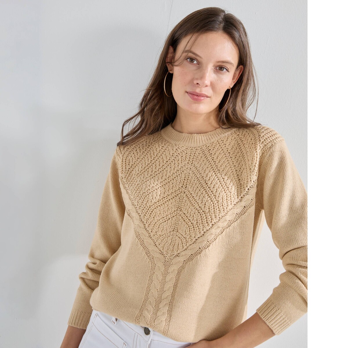 Pulóver z úpletu so vzorom