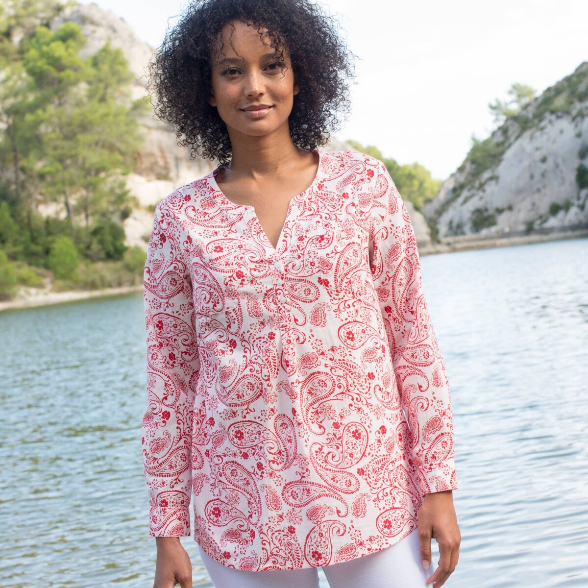 Tunika s výstrihom na gombíky a potlačou