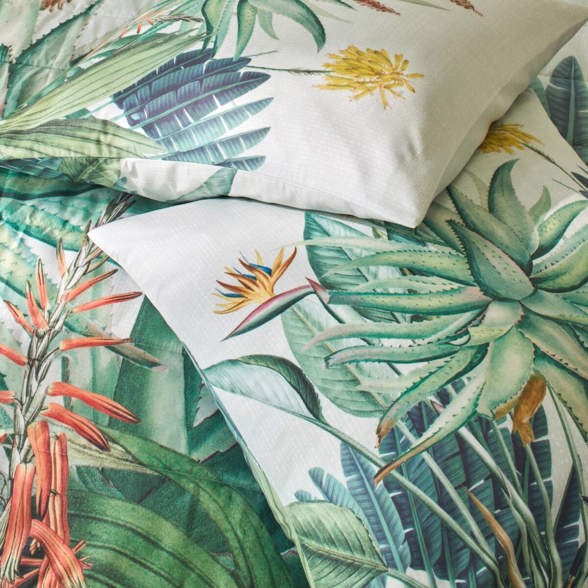 Prešívaná prikrývka na posteľ Tropical