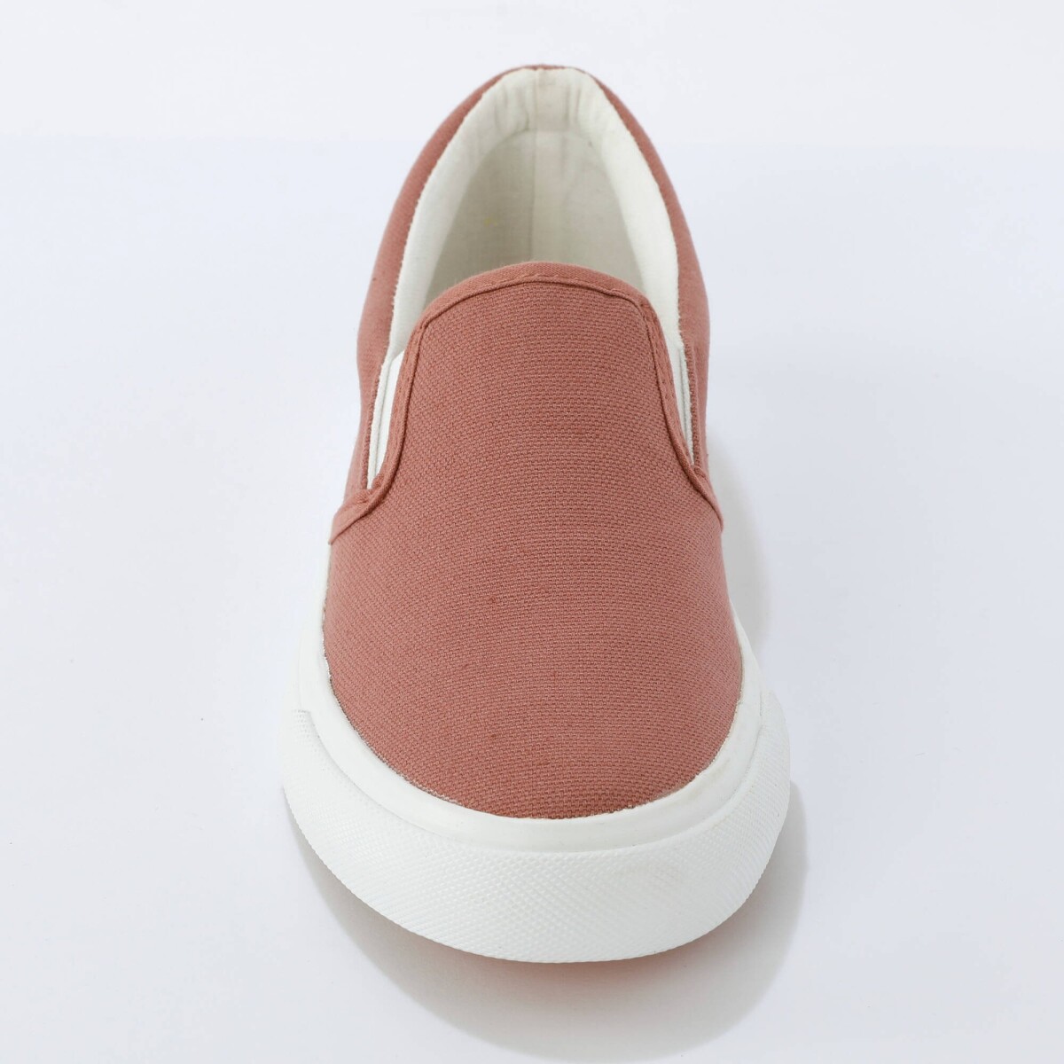 Plátené slip on tenisky