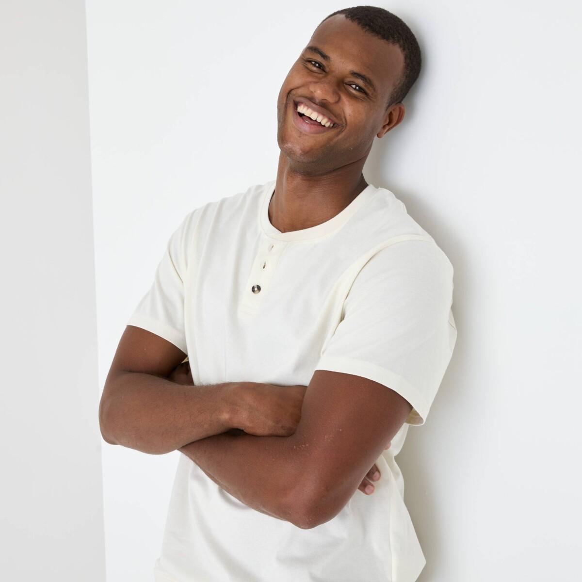 Tričko Henley z bio bavlny s gombíkovou légou