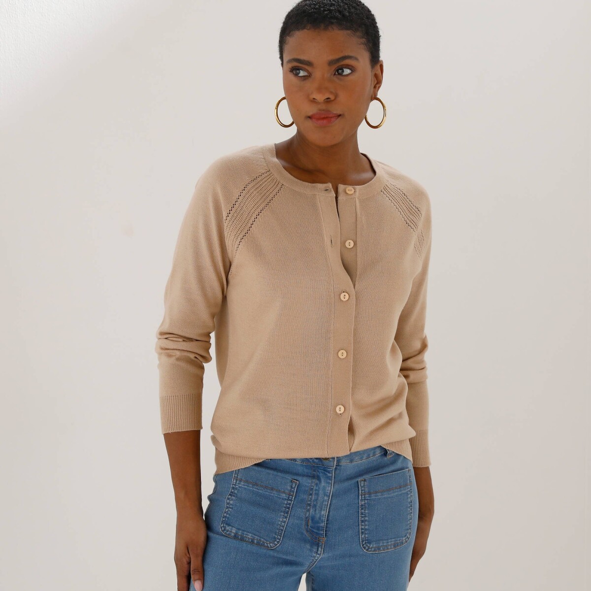 Sveter na zapínanie