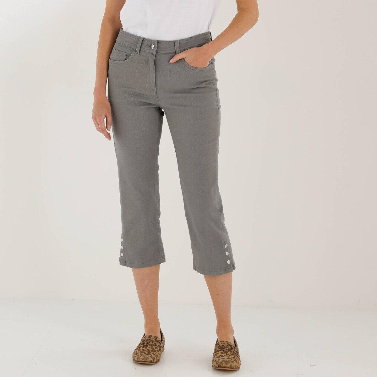 3/4 plátené nohavice so spínačkami