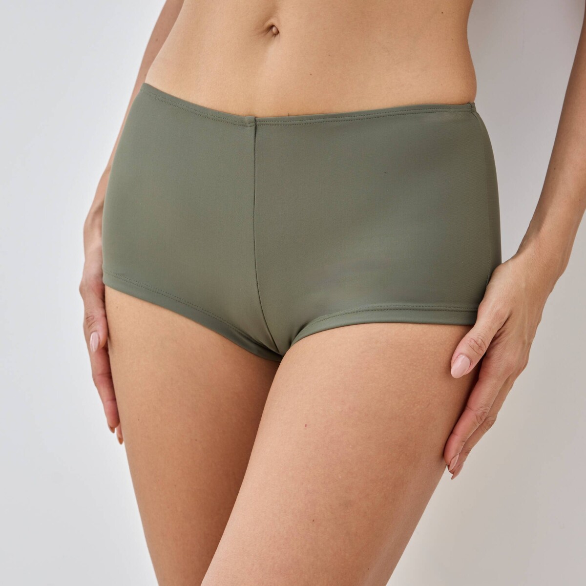 Plavkové jednofarebné boxerky Solaro s efektom plochého brucha