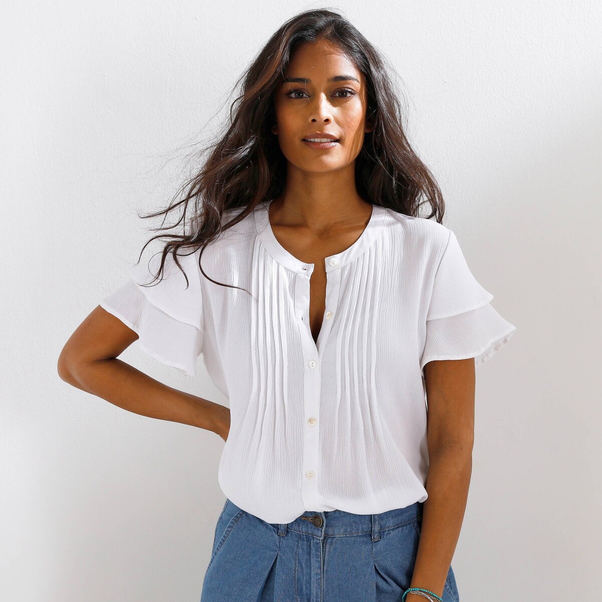 Košeľová blúzka s krátkymi motýlími rukávmi