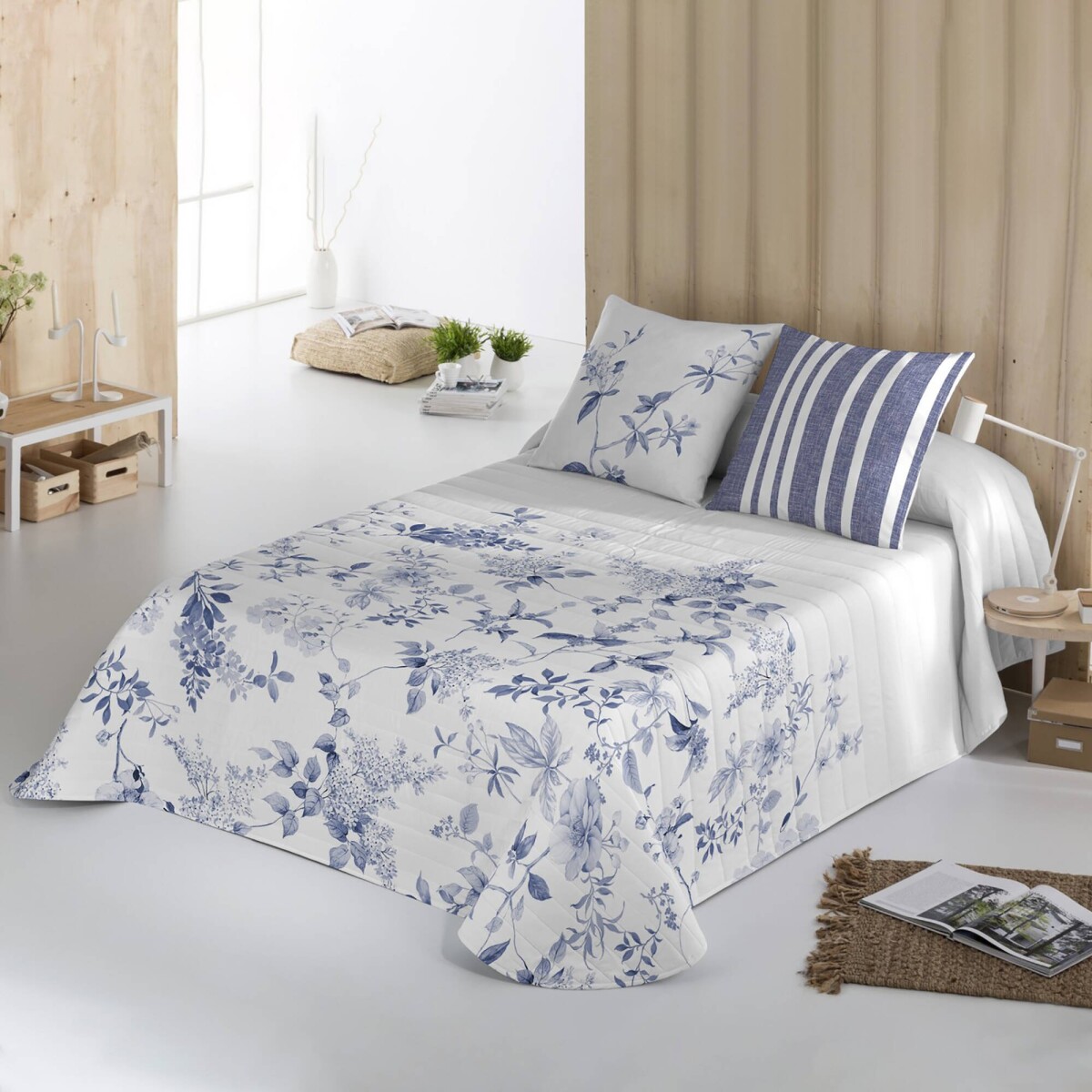 Prešívaný prikrývka na posteľ Capri s obojstrannou potlačou