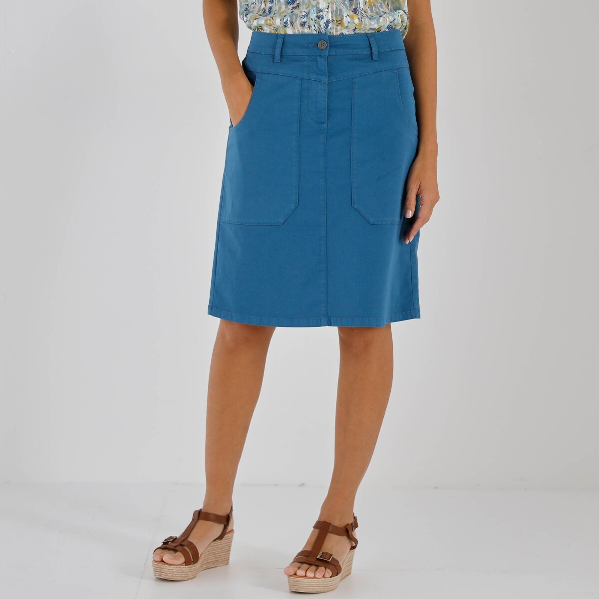 Rovná keprová sukňa