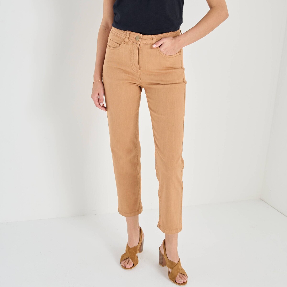 Zoštíhľujúce 7/8 nohavice