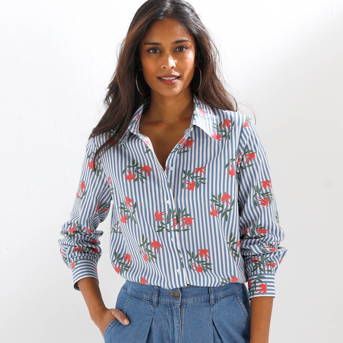 Košeľa s dlhými rukávmi, prúžkami a potlačou