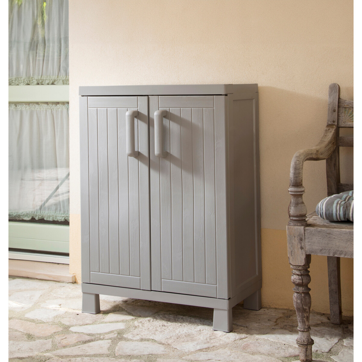 Plastová záhradná skriňa na náradie