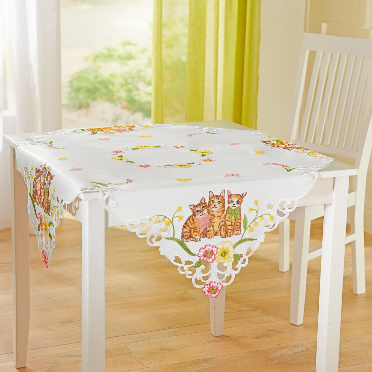 Stredový obrus "Mačiatka"