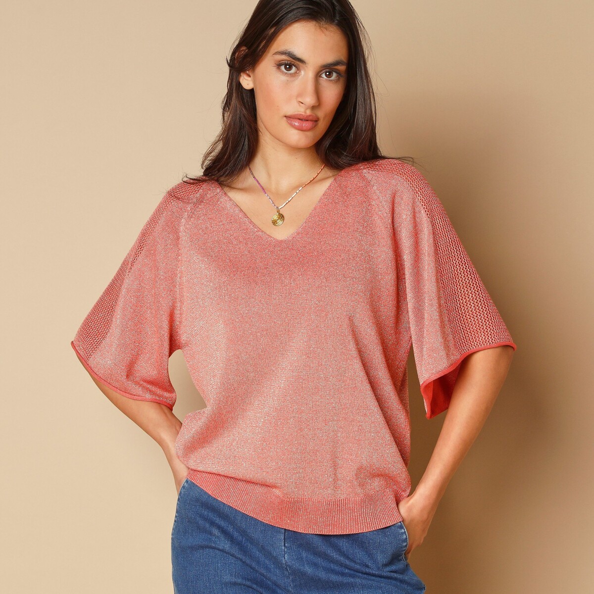 Blúzka z trblietavého úpletu s širokými rukávmi po lakte