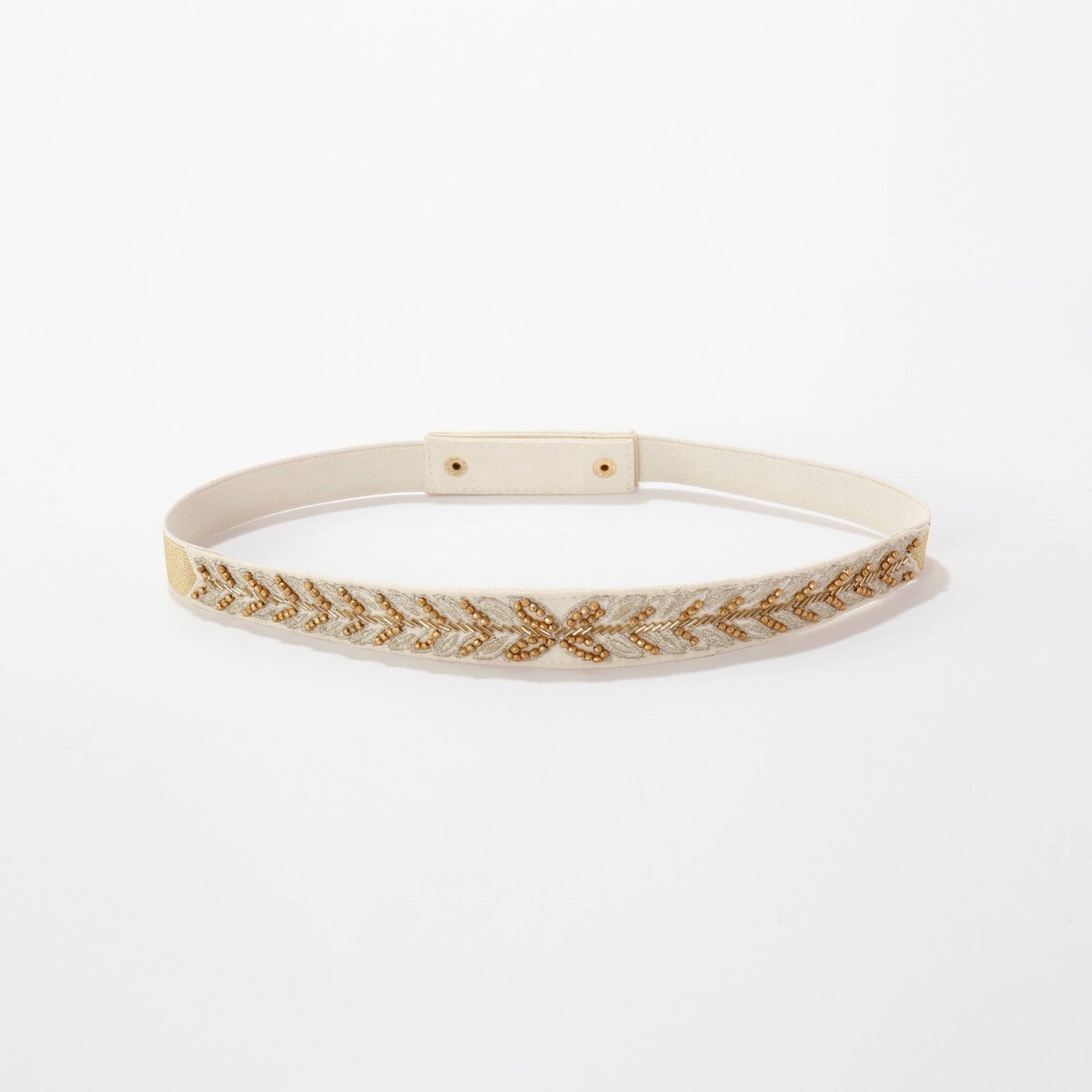 Nastaviteľný bižutériou zdobený opasok