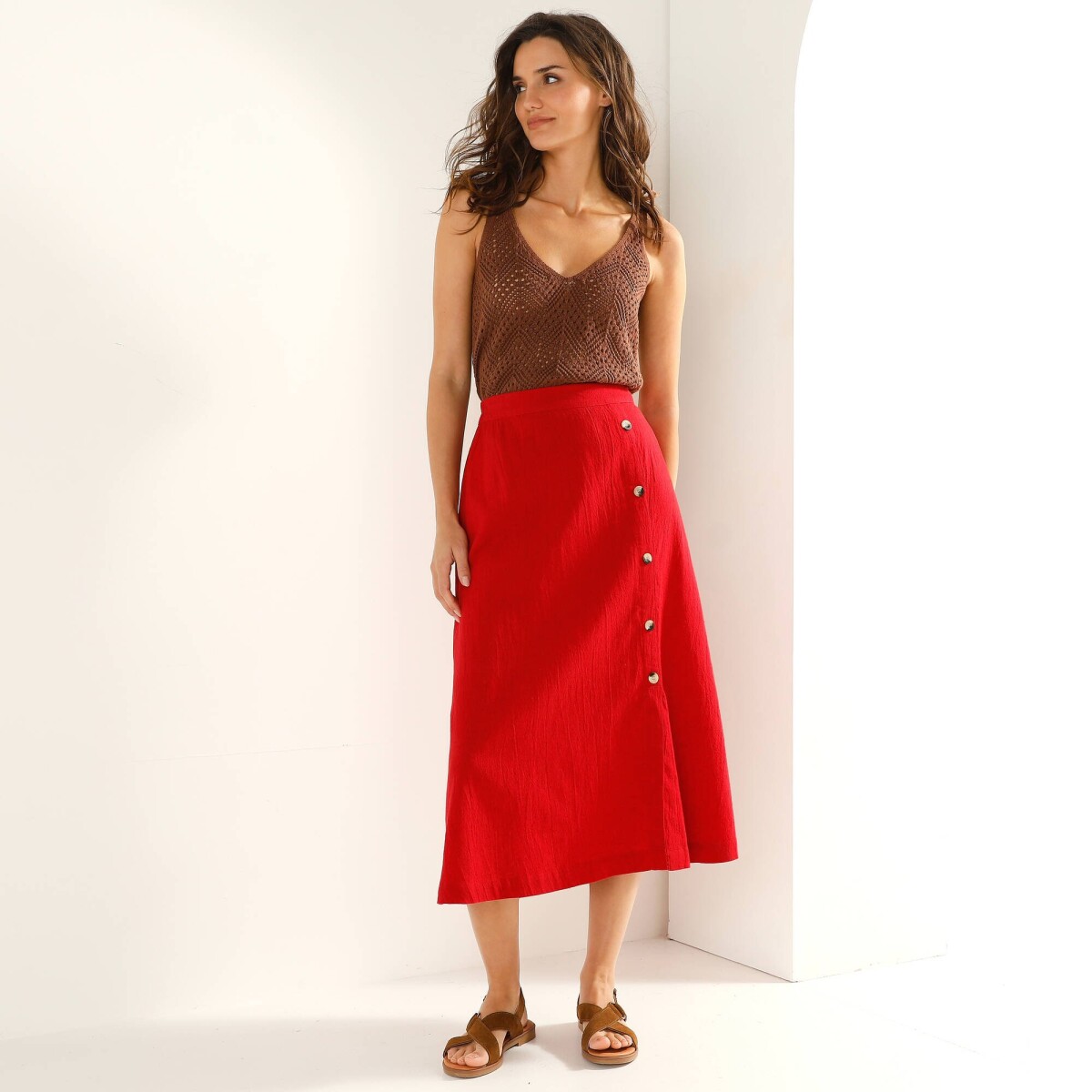 Jednofarebná sukňa z bavlny ľanu