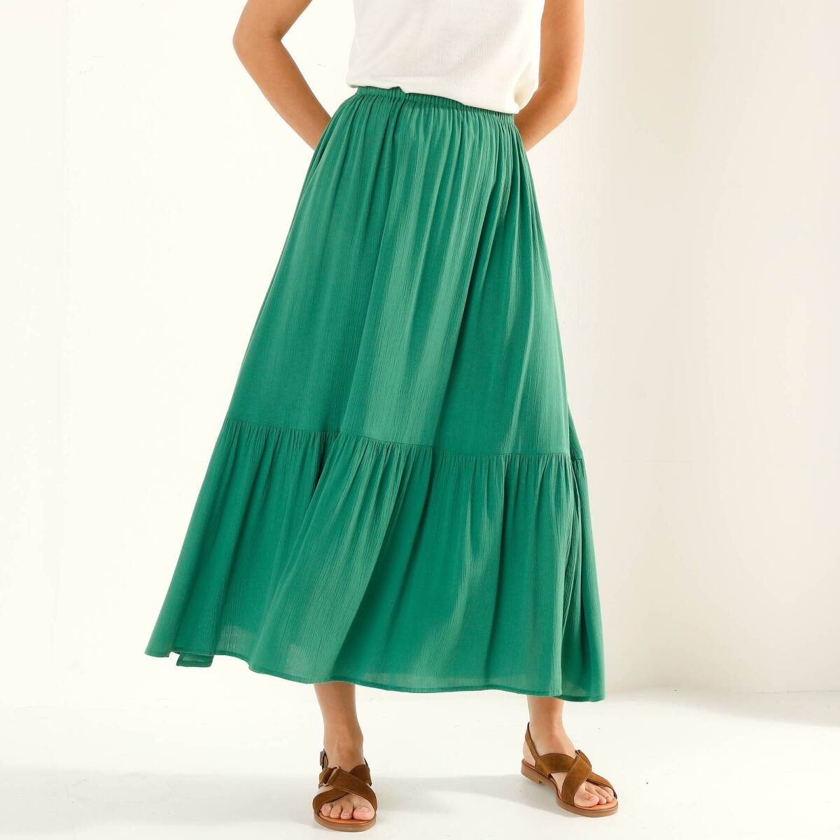 Dlhá krepónová sukňa