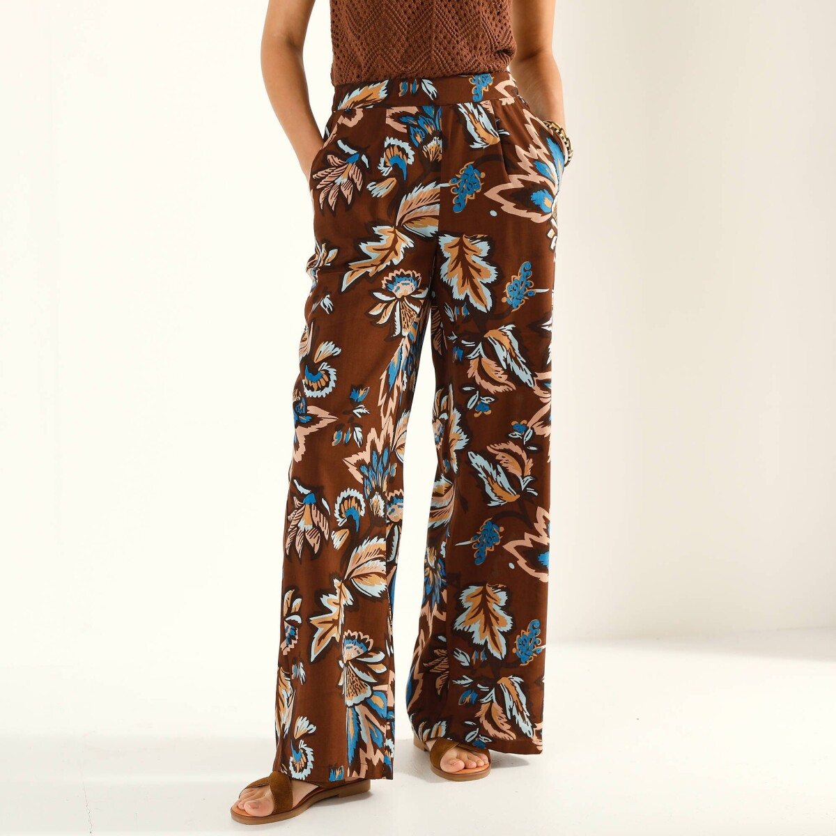 Široké vzdušné nohavice s XXL potlačou