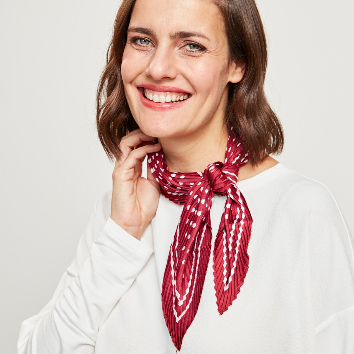 Plisovaná šatka