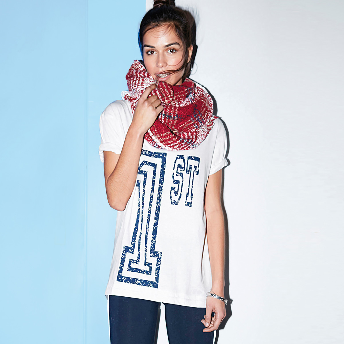 Tričko s okrúhlym výstrihom a krátkymi r