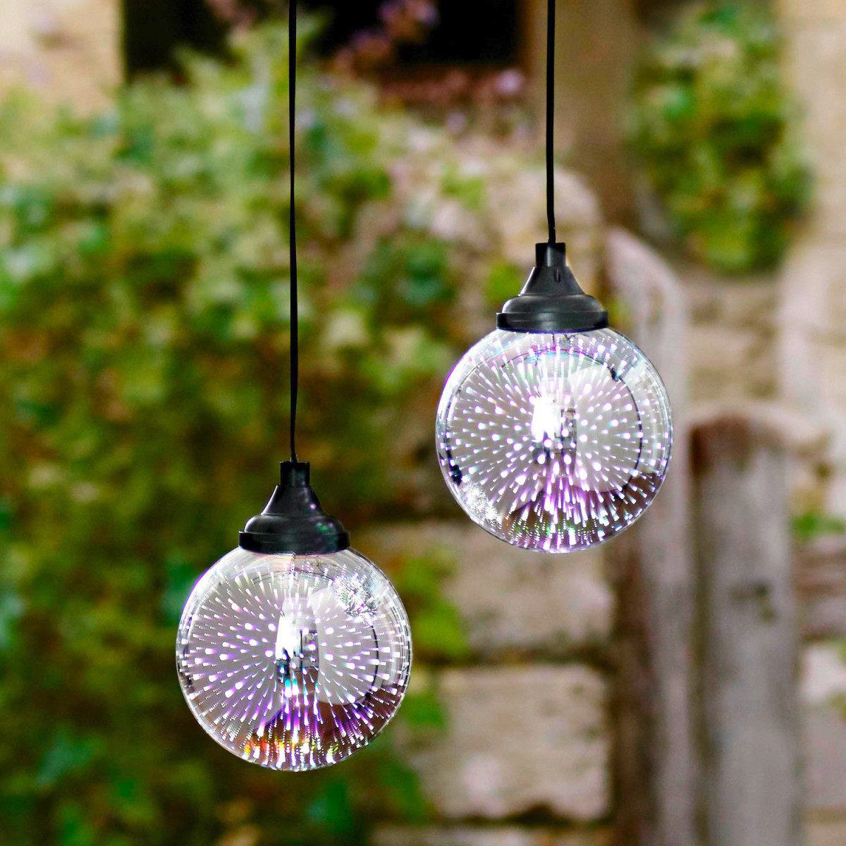 Solárna závesná lampa