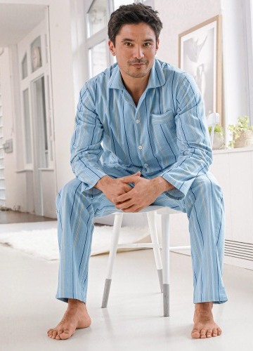 Flanelové pánske pyžamo s prúžkami
