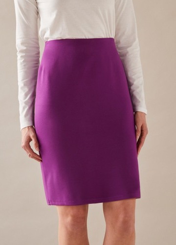 Jednofarebná úpletová sukňa