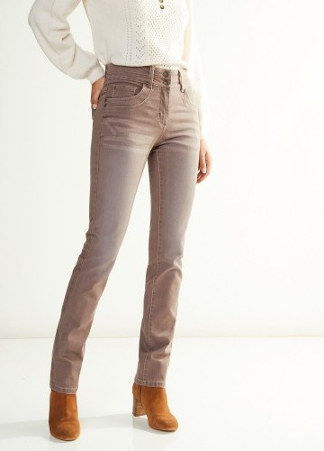 Rovné strečové džíny, barevné
