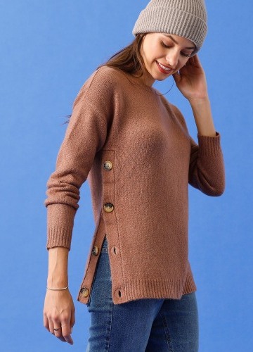 Rovný pulovr s postranními knoflíky