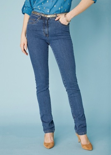 Strečové rovné džíny, malá výška postavy