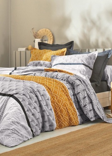 Bavlnená posteľná bielizeň Eddy s grafickým dizajnom