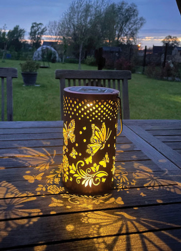 Solární lampa Zlatí motýli