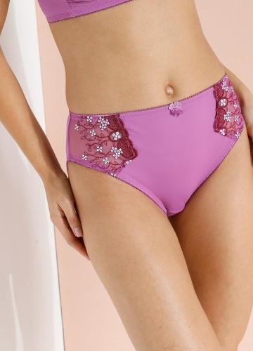 Klasické kalhotky „Caminata“ zn. Confidence Lingerie® z mikrovlákna s výšivkou