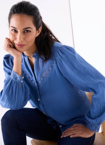 Košilová halenka s macramé