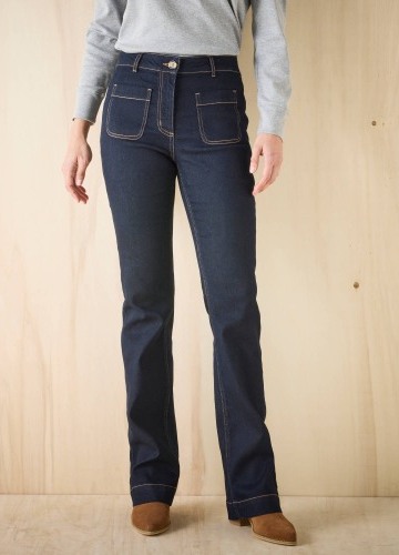 Bootcut kalhoty s našitými kapsami