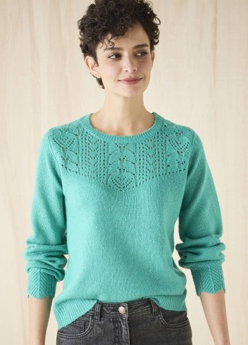 Pulóver s ažúrovým vzorom