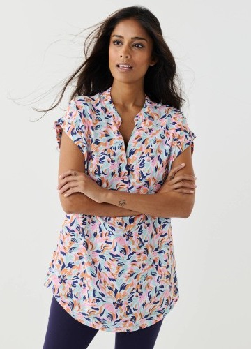 Tunika s ohrnutými rukávy a potiskem