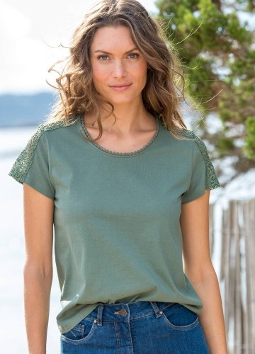 Tričko s kulatým výstřihem a krajkou